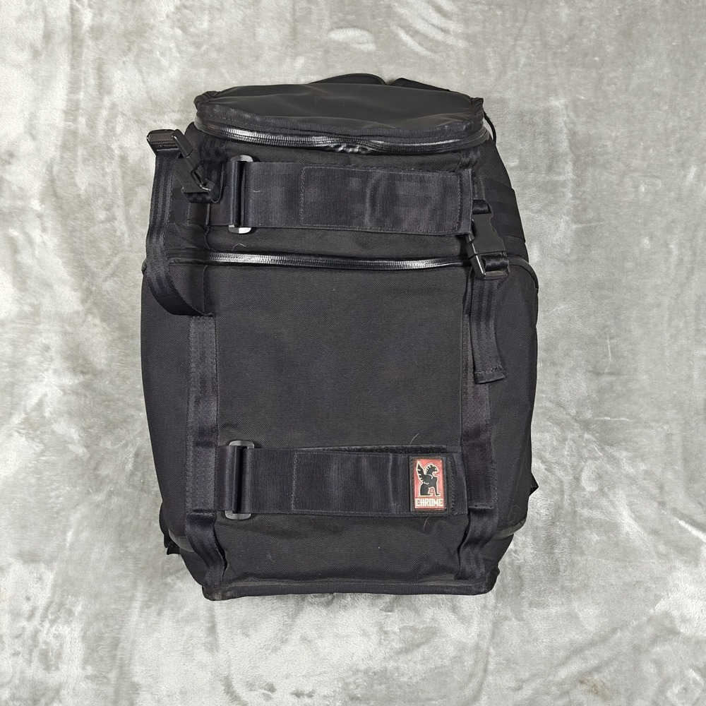 Chrome Industries Niko Camera Backpack Padded Travel Commute Messenger Laptop